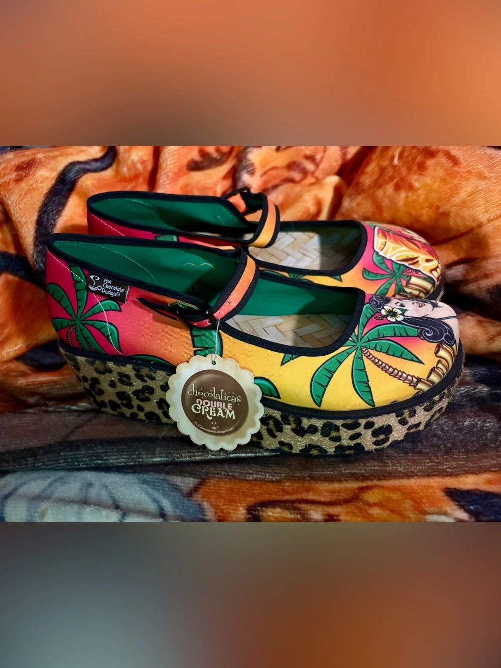NWT Hot Chocolate Design Tiki Platforms Size 9